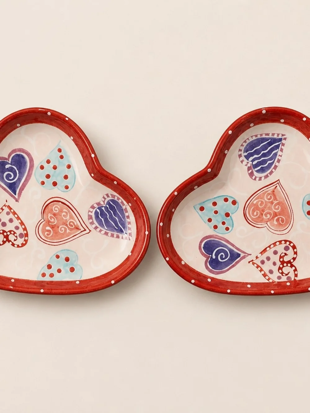 Set of 2 Hausenware Libby Wilkie 2001 Heart-Shaped Decorative Plates